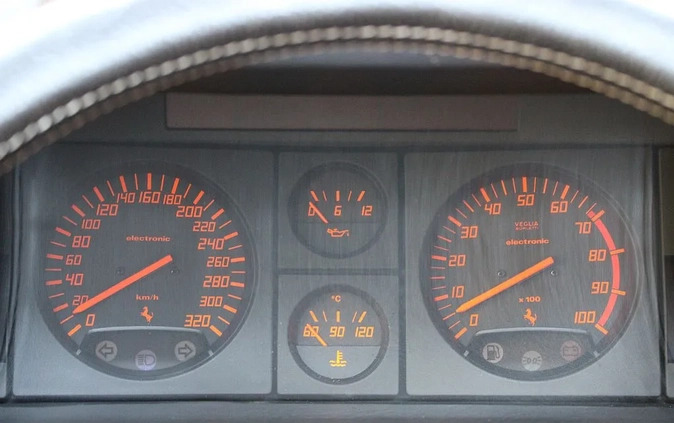 Ferrari Testarossa cena 1290000 przebieg: 12611, rok produkcji 1992 z Zakroczym małe 667